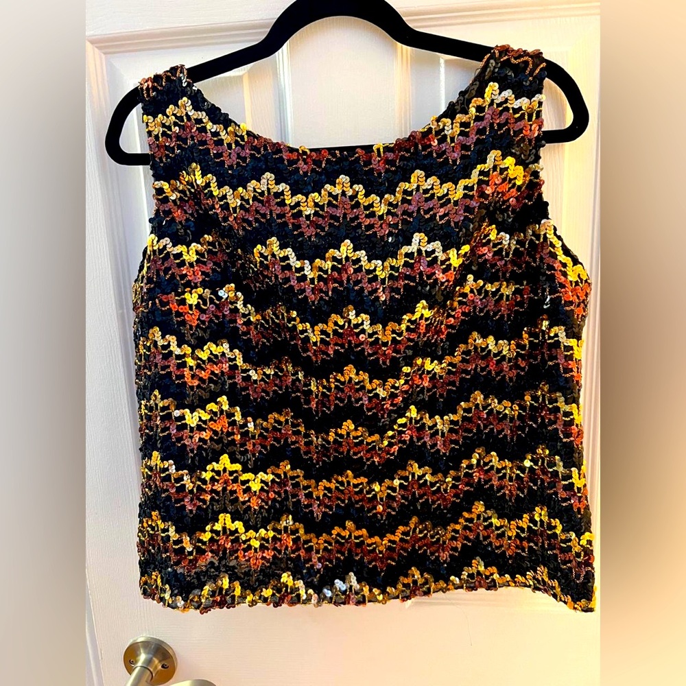 Sequin top size medium